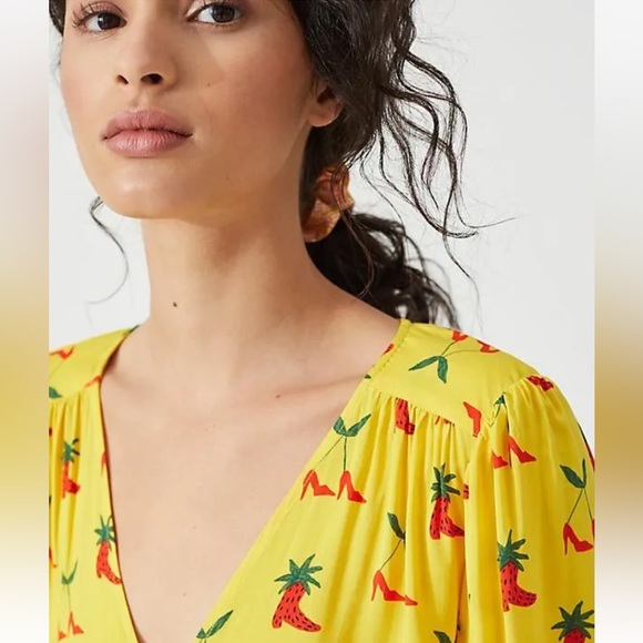 NWT Anthropologie Kendra Dandy Dreamer Buttondown Top Yellow Strawberry - Picture 4 of 11